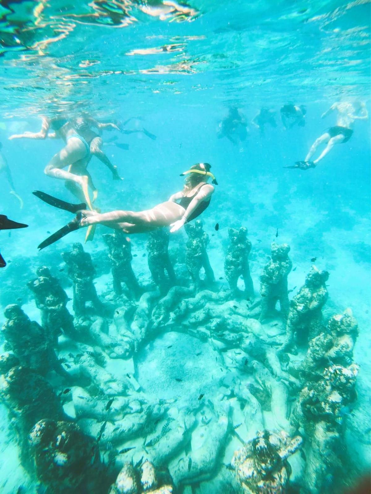 Gili Mesari &