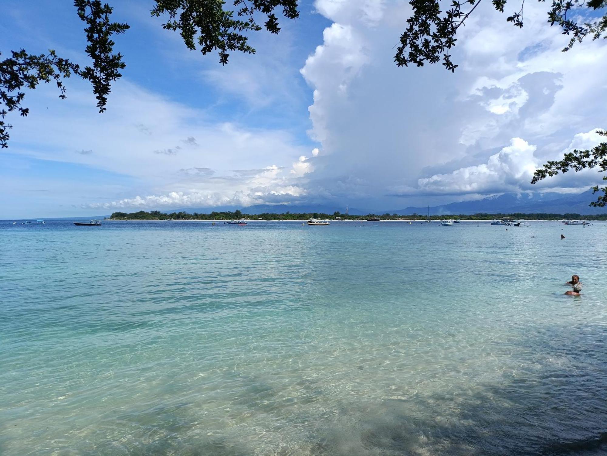 Gili Mesari & Homestay Gili Trawangan